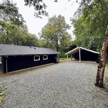 Ferienhaus Holiday Iii *